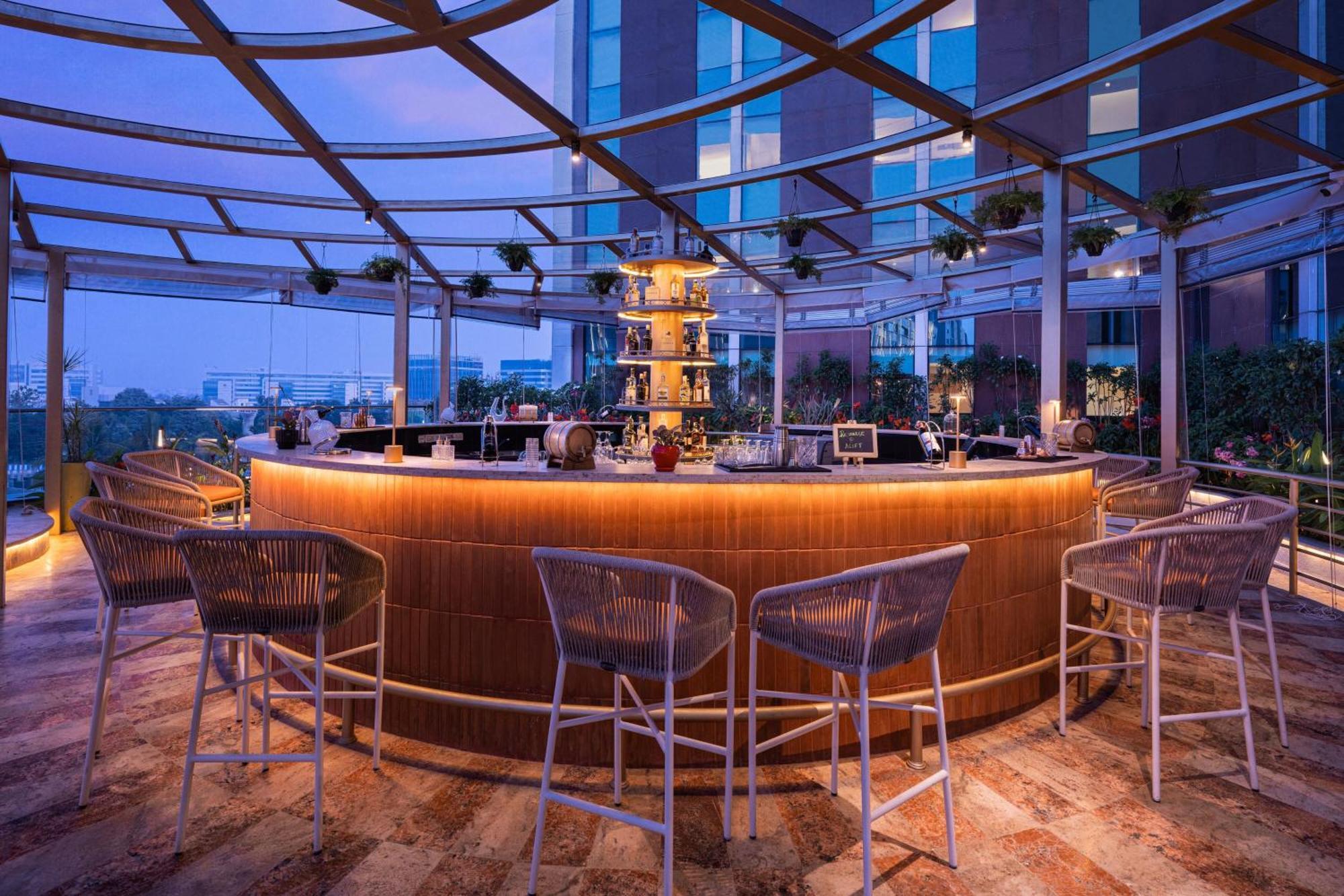 Aloft Bengaluru Outer Ring Road Otel Dış mekan fotoğraf