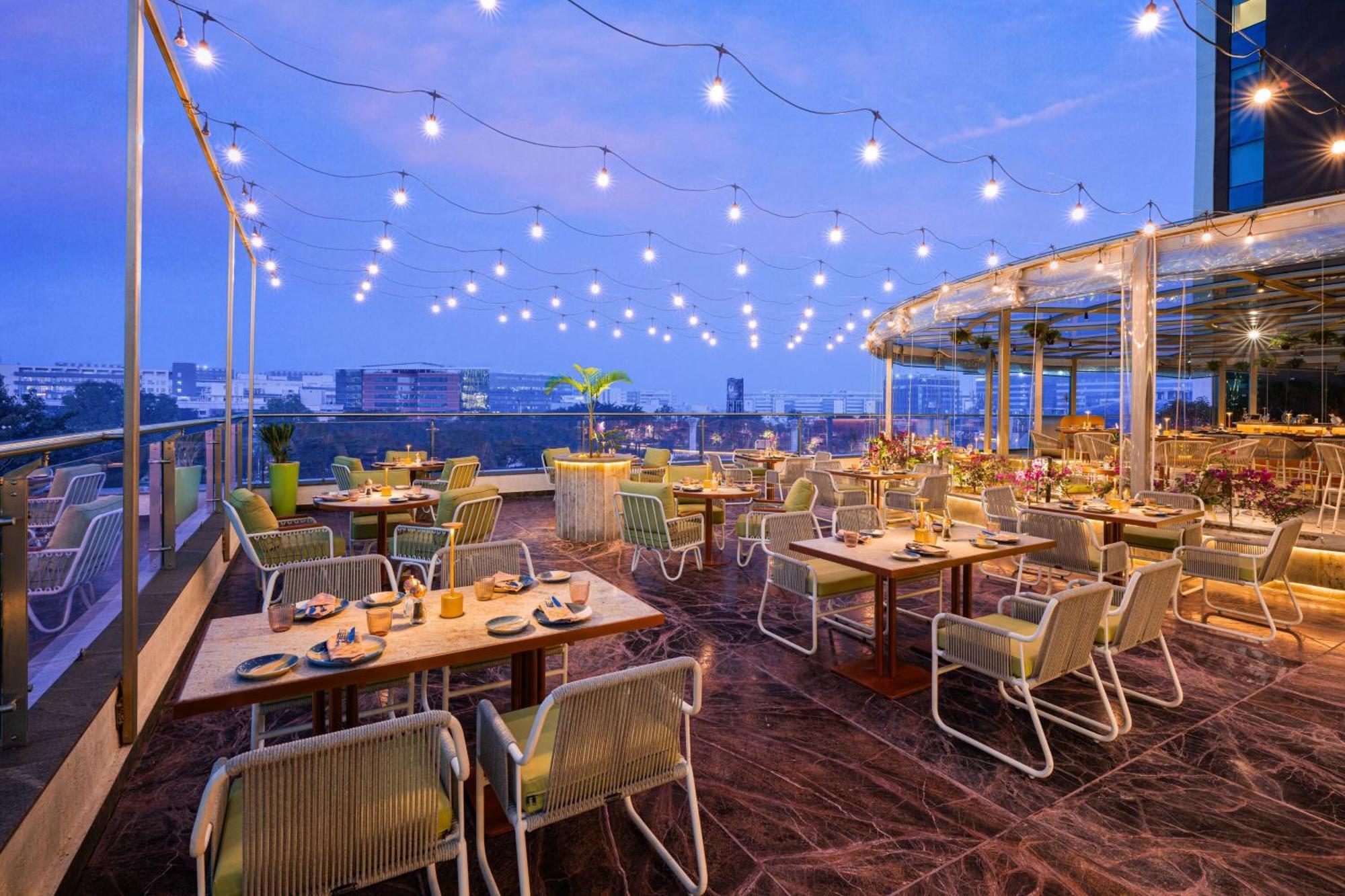 Aloft Bengaluru Outer Ring Road Otel Dış mekan fotoğraf