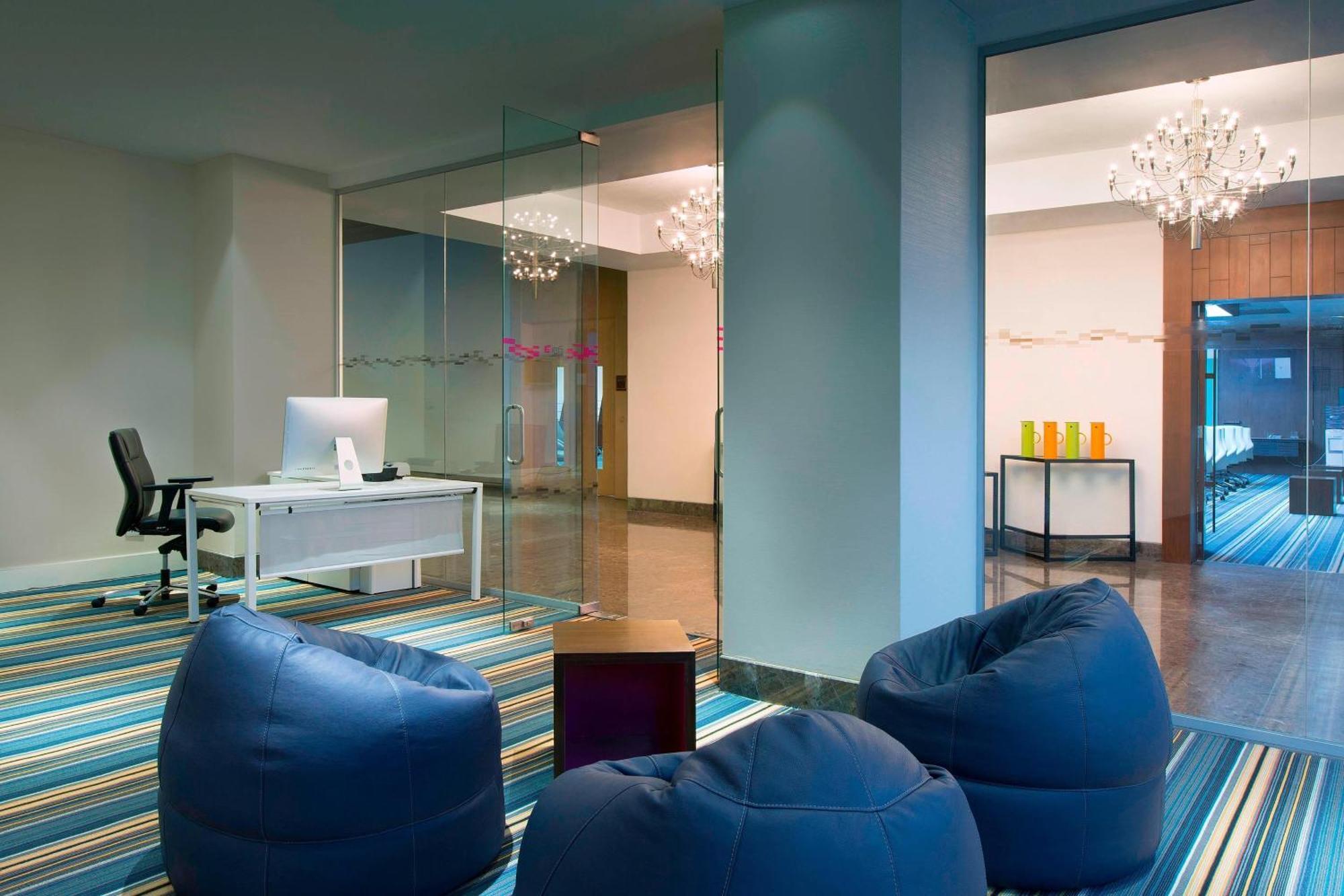 Aloft Bengaluru Outer Ring Road Otel Dış mekan fotoğraf